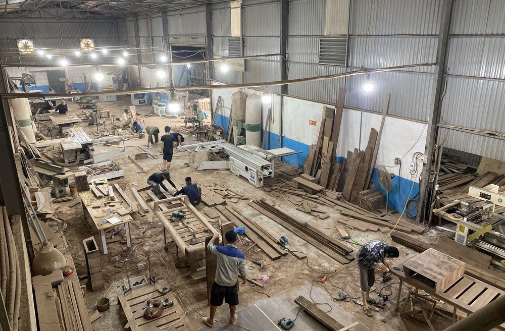 thi-cong-noi-that-go-oc-cho-4