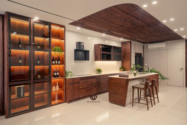 Showroom gỗ óc chó cao cấp tại Hà Nội Mansion – Không gian nội thất đẳng cấp