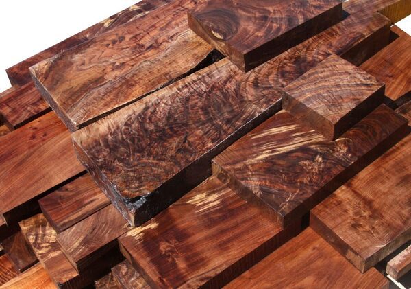 Gỗ óc chó - Nguồn cảm hứng cho không gian sống đẳng cấp