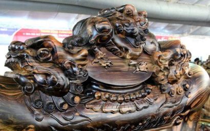 Gỗ mun là gì? Đặc điểm, phân loại, báo giá và ứng dụng mới nhất