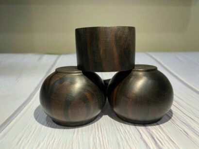 Gỗ mun là gì? Đặc điểm, phân loại, báo giá và ứng dụng mới nhất