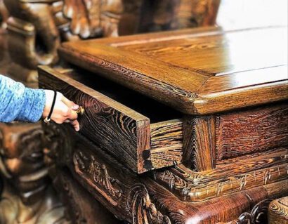 Gỗ mun là gì? Đặc điểm, phân loại, báo giá và ứng dụng mới nhất