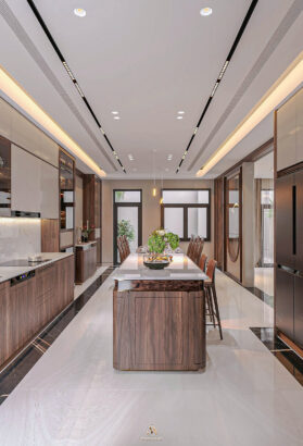 Biệt thự hiện đại 650m² - Hệ bếp chữ I dài kết hợp đảo