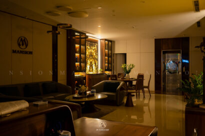 Showroom nội thất gỗ óc chó Mansion tầng 1 phòng khách bếp hiện đại - ảnh 08
